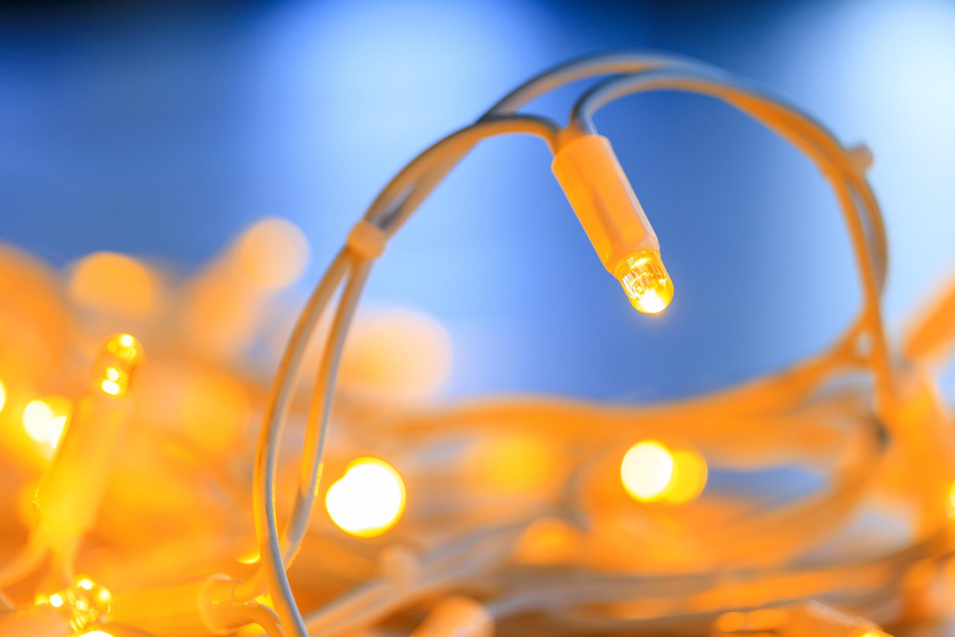 La guirlande française by Blachere Illumination : un produit écoresponsable alliant recherche et développement et design lumineux fabriqué en Provence.